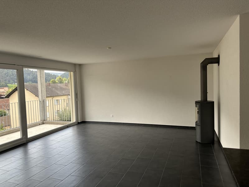 Zu vermieten: Schönes 5.5-Zimmer-Apartment in Tavannes (4)
