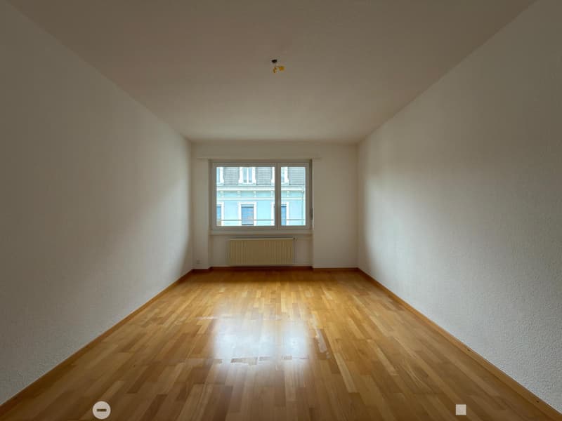 Zweieinhalb-Zimmer-Wohnung im Stadtzentrum (7)