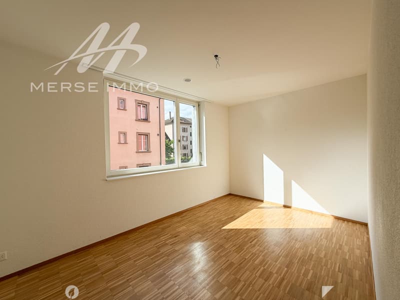 Geräumige 5.5-Zimmer-Wohnung mit Balkon, nur wenige Schritte vom Zentrum von Biel entfernt (6)