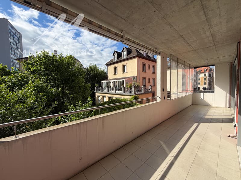 Spacieux 5.5 pièces lumineux à deux pas du centre de Bienne, avec balcon (2)