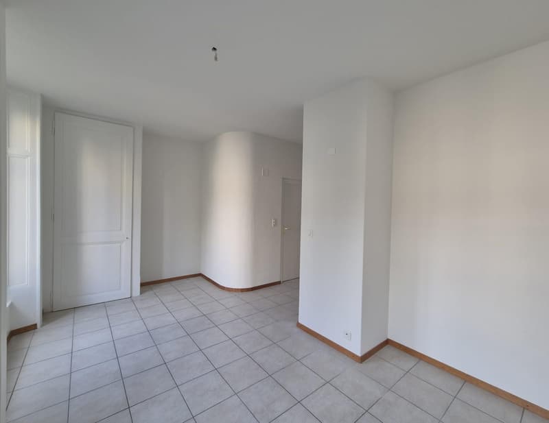 Studio au 1er étage à louer à Neuchâtel (4)