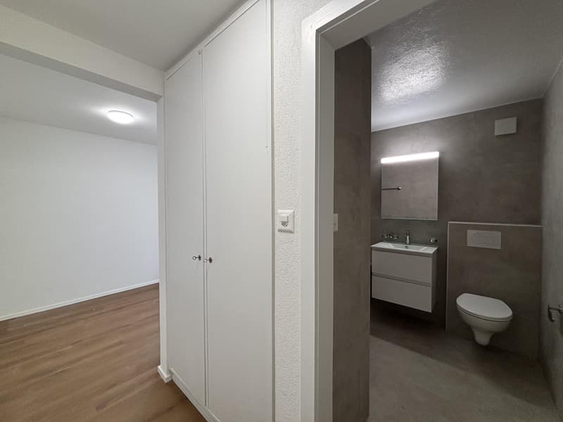 Studio rénové au 2ème étage à louer à Peseux (4)