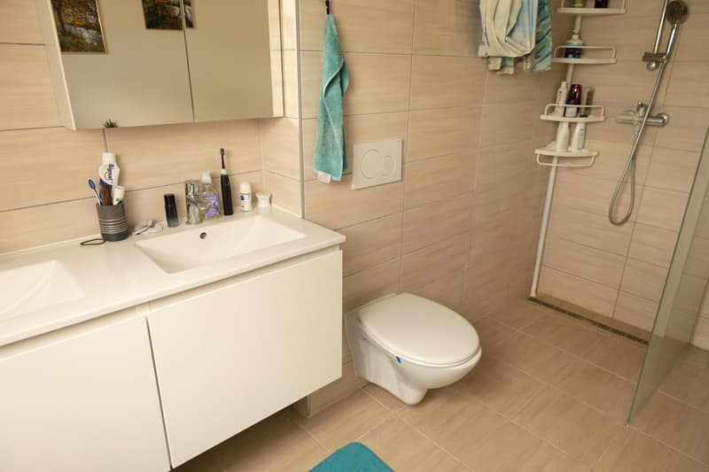 Appartement mansardé de 3,5 pièces à Couvet (6)