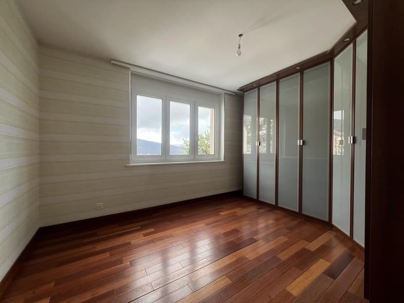 4.5 pièces rénové à louer aux Hauts-Geneveys ? Offre exclusive : 1 mois offert (4)