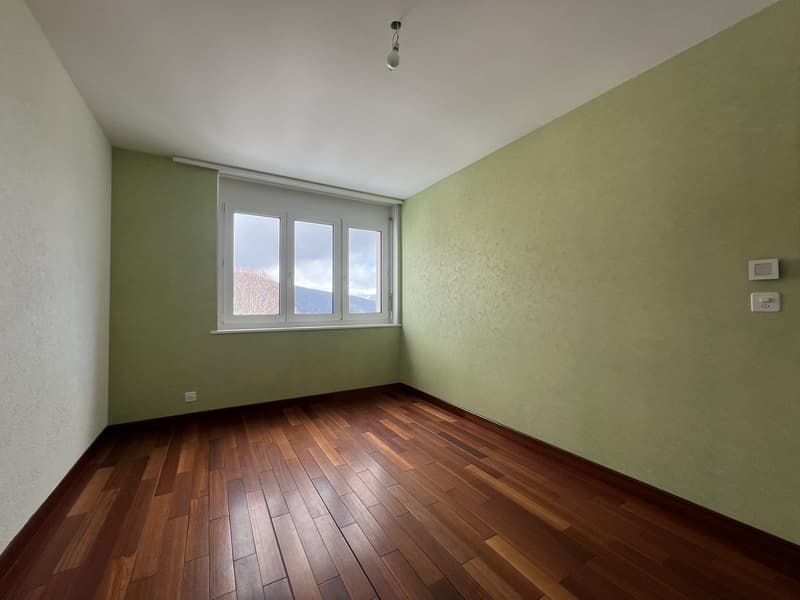 4.5 pièces rénové à louer aux Hauts-Geneveys ? Offre exclusive : 1 mois offert (7)