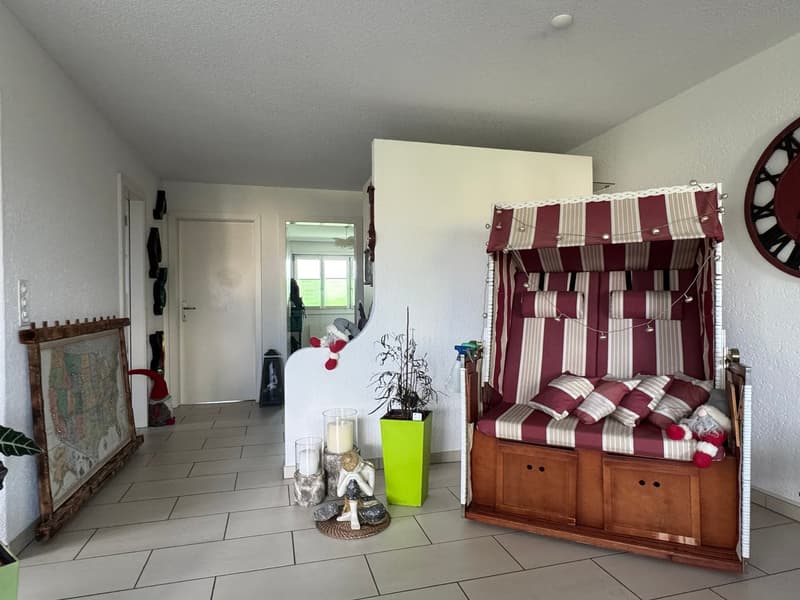 Centrally located 4.5 room apartment with spacious balcony (7)
