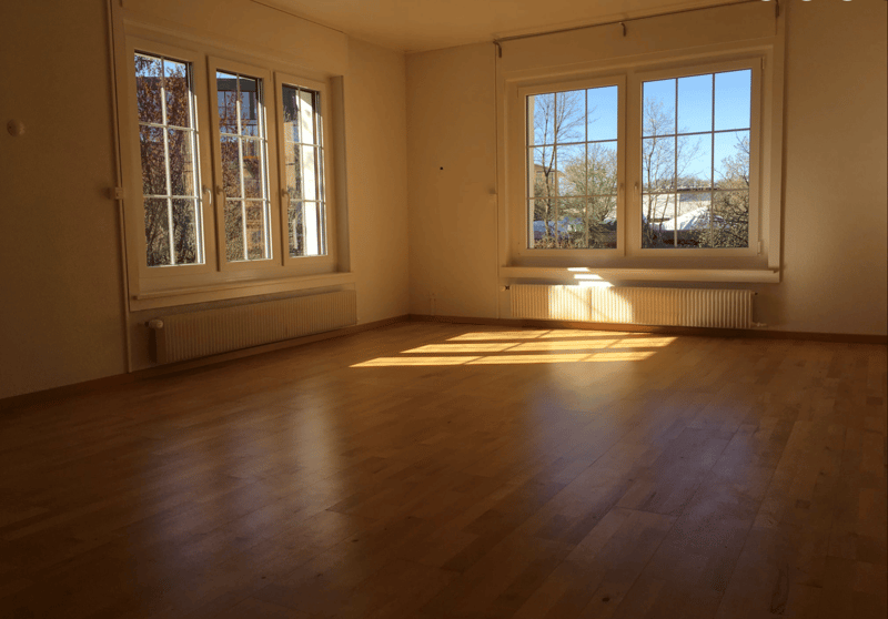Ufficio in affitto – Quartiere tranquillo a Biel (2)