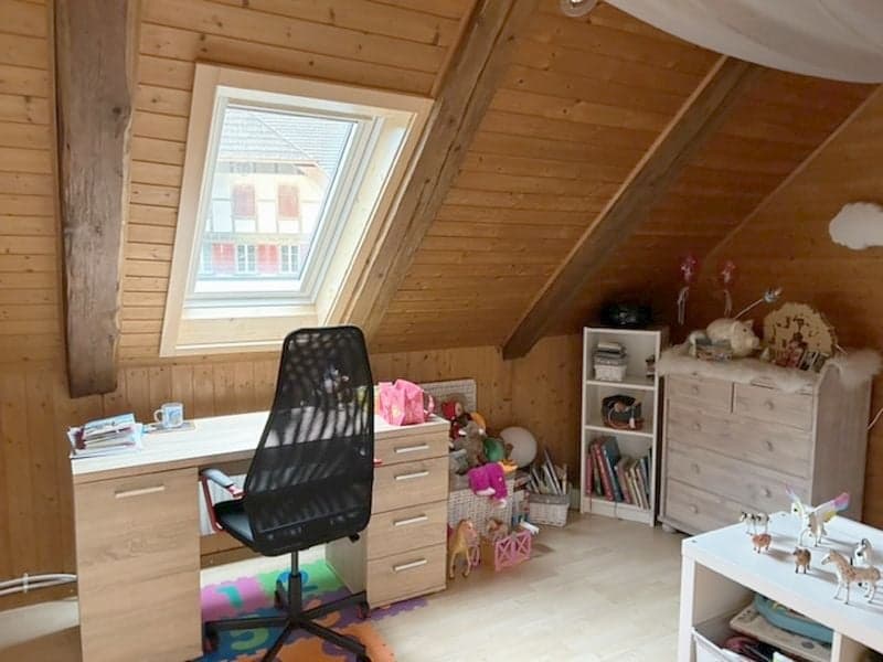 Charmante 3.5 Zimmer-Dachwohnung mit viel Cachet (8)