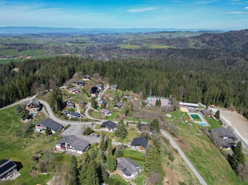 Retreat in idyllic surroundings (9)