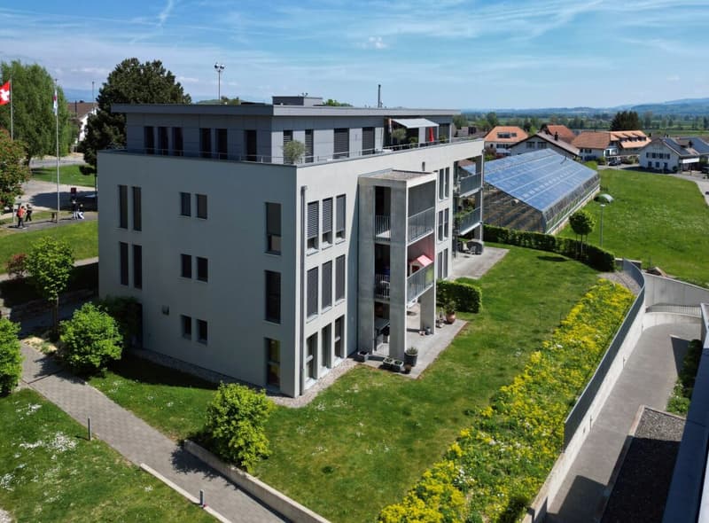 Newly valued garden apartment in an idyllic location (13)