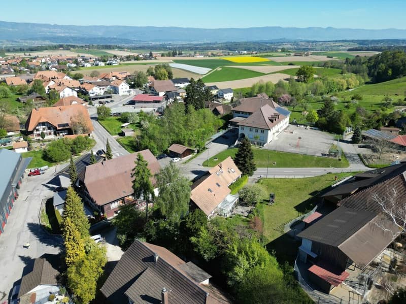 grosszügiges Wohnhaus mit vielen Möglichkeiten (16)