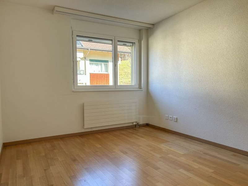 4.5 Zimmer Wohnung - grosszügig und zentral (5)