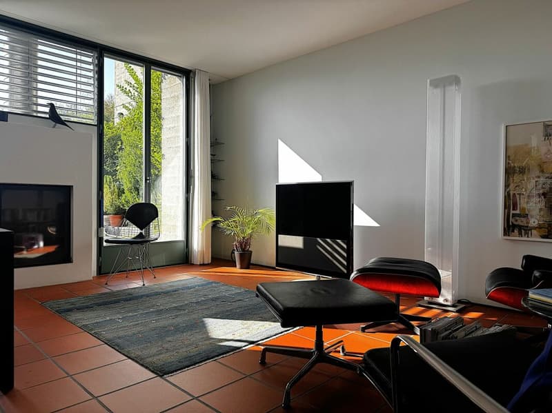 Zeitlose Architektur trifft auf überraschende Wohnqualität (1)