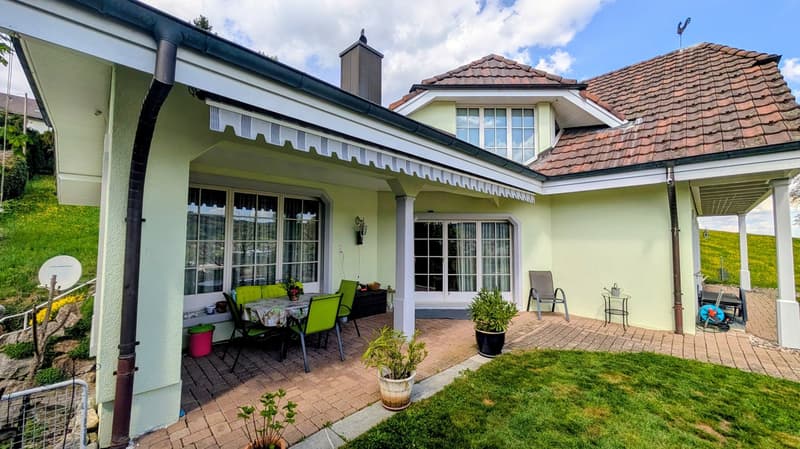 Dreamy country house villa with a wonderful view (4)