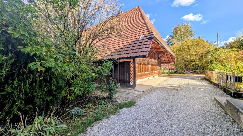 Charmantes, historisches Bauernhaus mit grossem Garten, Stallung und eigener Quelle in Lotzwil (24)