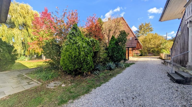 Charmantes, historisches Bauernhaus mit grossem Garten, Stallung und eigener Quelle in Lotzwil (23)