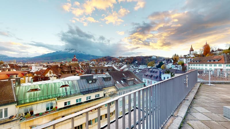 Modernes Plug & Work Büro mit Weitblick im Herzen von Luzern (9)