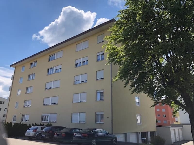 Aussenabstellplätze zu vermieten (1)
