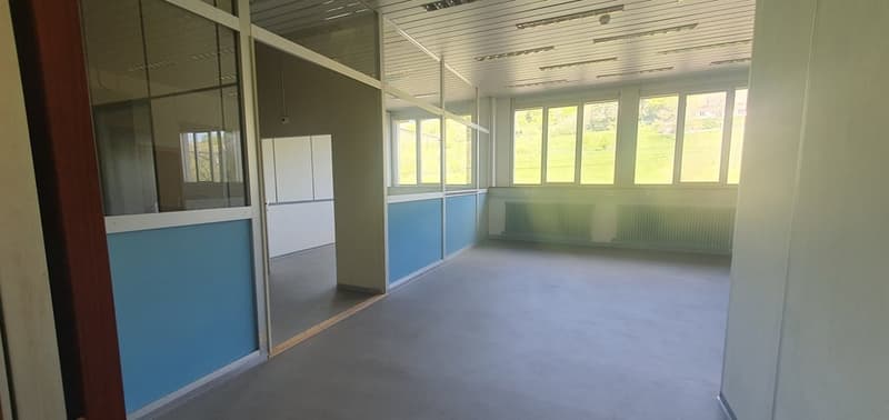 Bureaux de 279 m² à Penthalaz (6)