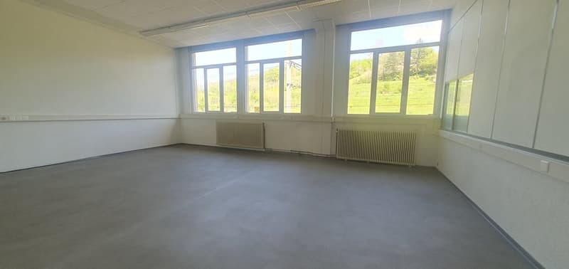Bureaux de 279 m² à Penthalaz (5)