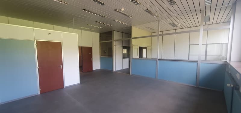 Bureaux de 279 m² à Penthalaz (7)