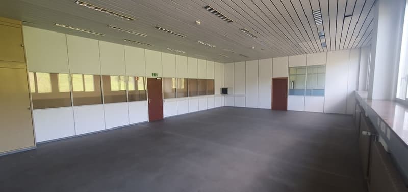 Bureaux de 279 m² à Penthalaz (9)