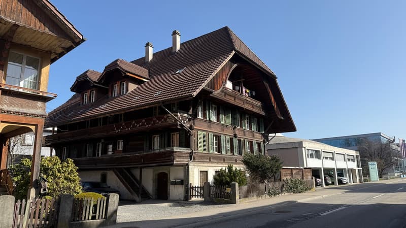 5-party house, fully rented (2)