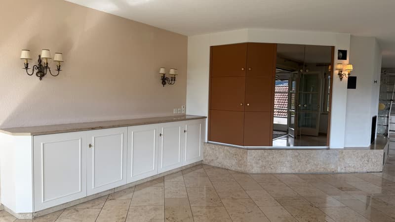 Detached house in prime location (9)