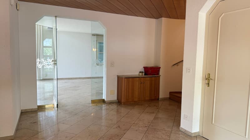Detached house in prime location (5)
