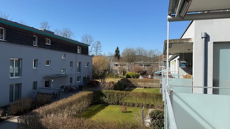 4 1/2-Zimmer Eigentumswohnung an ruhiger, sonniger Lage (12)