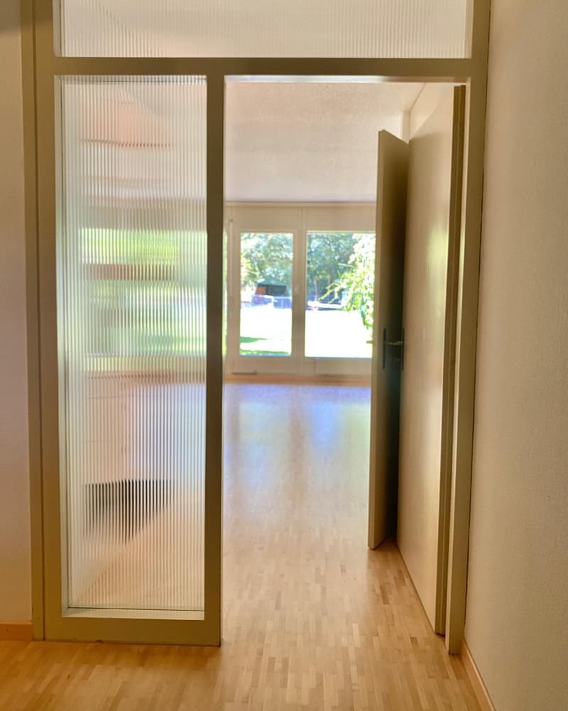 Charming 1 bedroom ground floor apartment with garden seating (6)