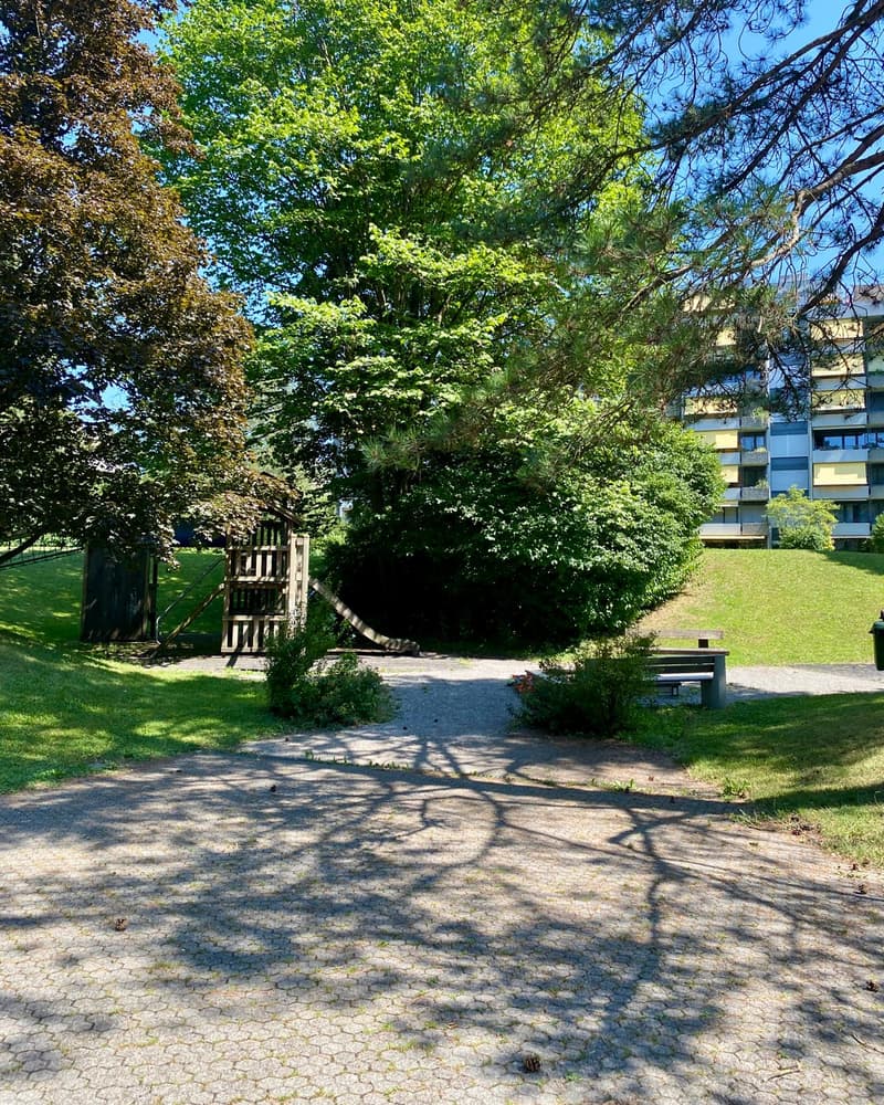 Charming 1 bedroom ground floor apartment with garden seating (16)