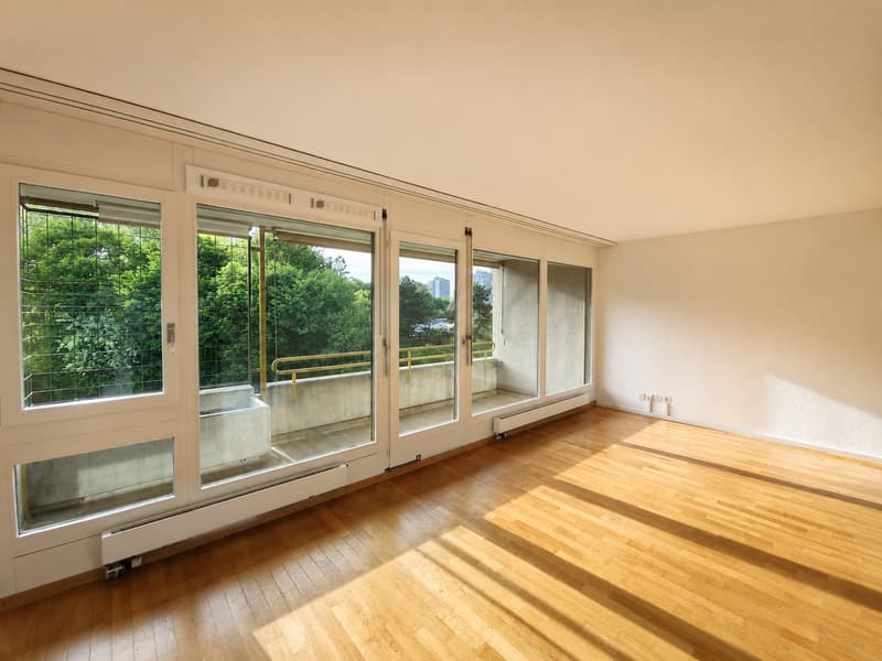 4.5-Zimmerwohnung mit Ausblick ins Grüne (3)