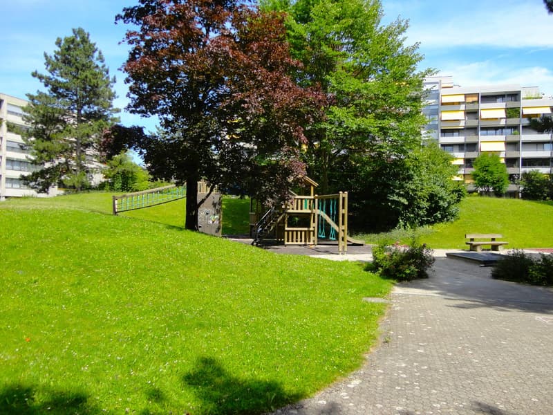 4.5-Zimmerwohnung mit Ausblick ins Grüne (13)