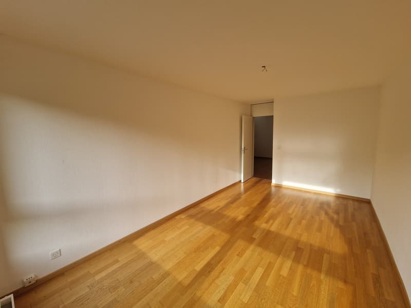 4.5-Zimmerwohnung mit Ausblick ins Grüne (8)