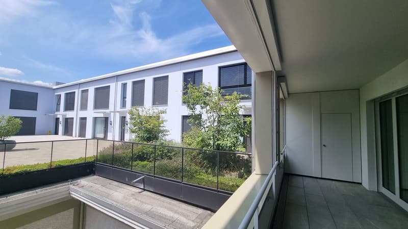 Gemütliche 3.5-Zimmerwohnung im Bernapark (3)