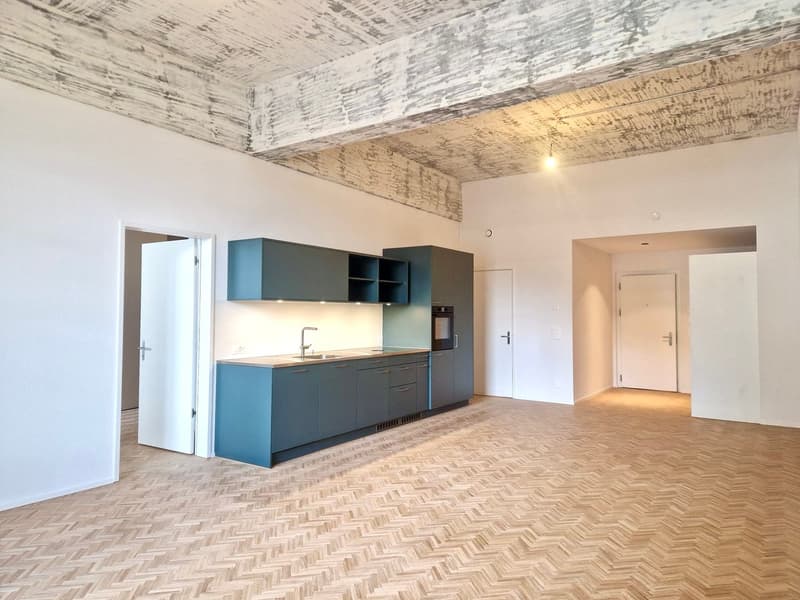 Modernes 3-Zimmer-Loft mit Industriecharme und freistehender Badewanne (3)