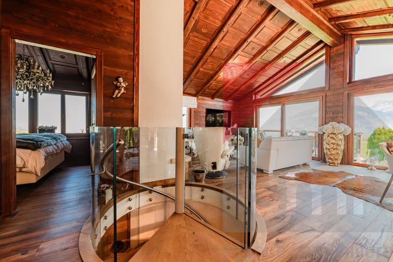 Chalet exclusif, entièrement rénové et meublé, dans un coin de paradis (8)