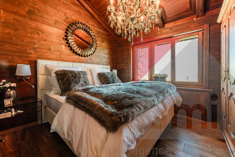 Chalet exclusif, entièrement rénové et meublé, dans un coin de paradis (10)