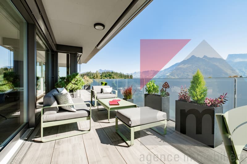 Superbe attique de 157m2 au Pâquier Terrasse de 75m2 - vue imprenable (1)