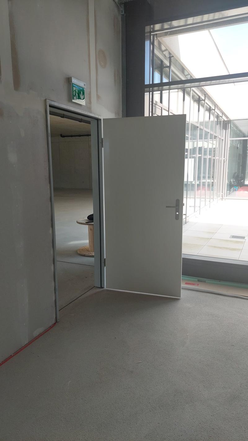 Practice/ office space on the 1st floor on Bernstrasse in Heimberg (5)