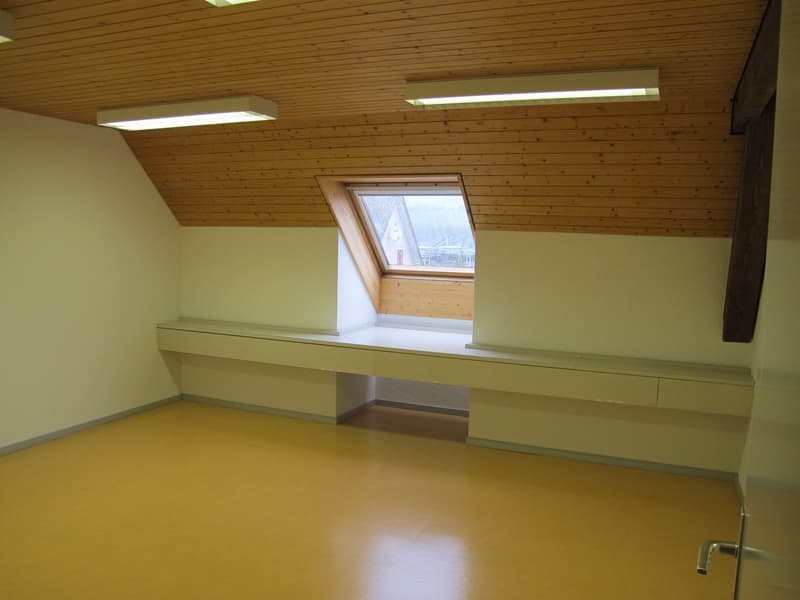 geräumiges Büro an zentraler Lage in Frick (12)