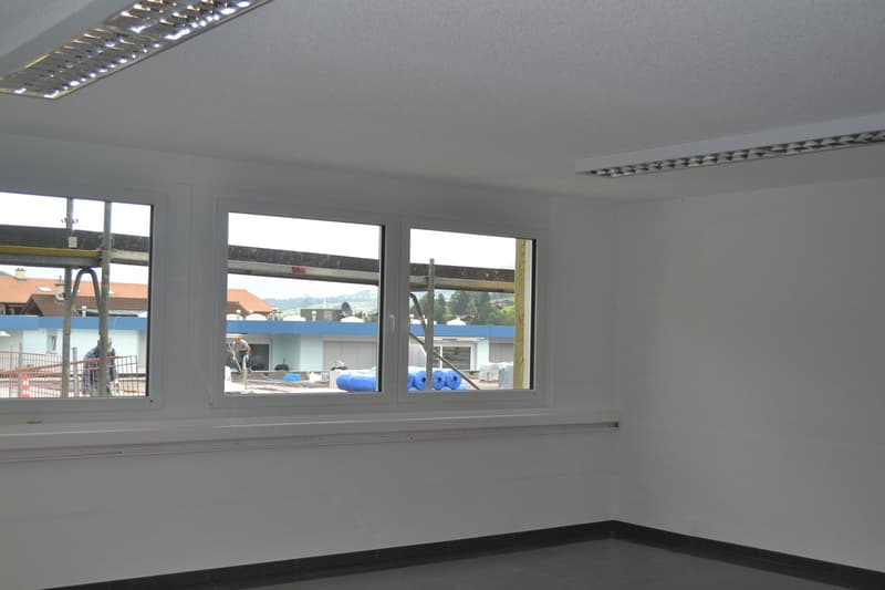 Moderne Büroflächen von 22m2 - 69m2 an zentraler Lage in Frutigen zu vermieten (5)