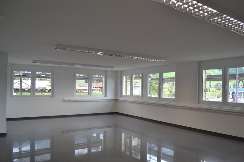 Moderne Büroflächen von 22m2 - 69m2 an zentraler Lage in Frutigen zu vermieten (3)
