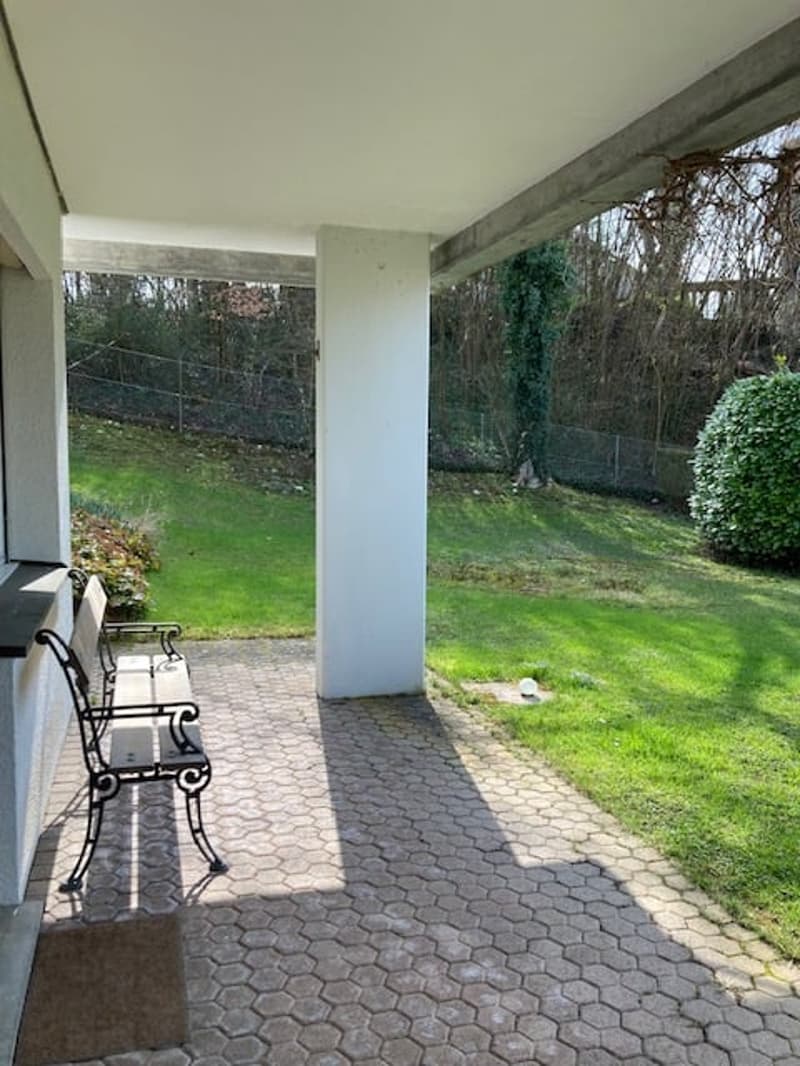 3.5 or 4.5 room row-end single-family house in top condition (108 m2) with large garden complex (11)