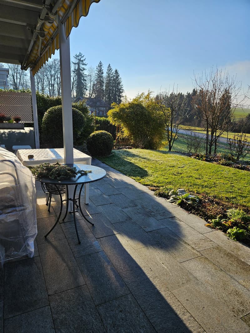 Detached 5 1/2 room single-family house with garage and parking space (10)