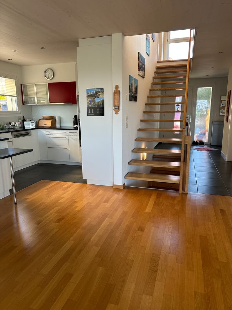 Detached 5 1/2 room single-family house with garage and parking space (13)