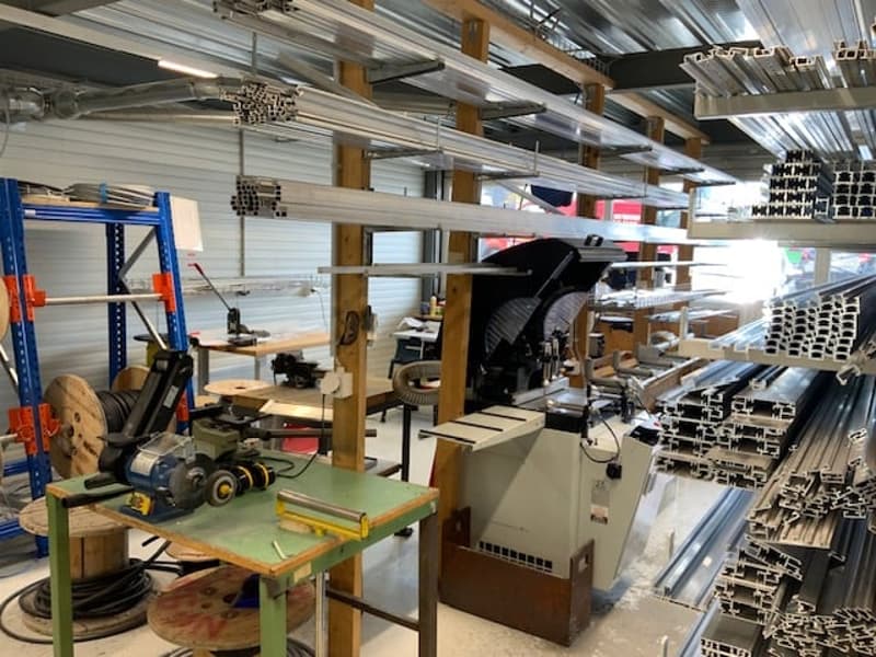 Spazi industriali e uffici ristrutturati in affitto a Murten (6)