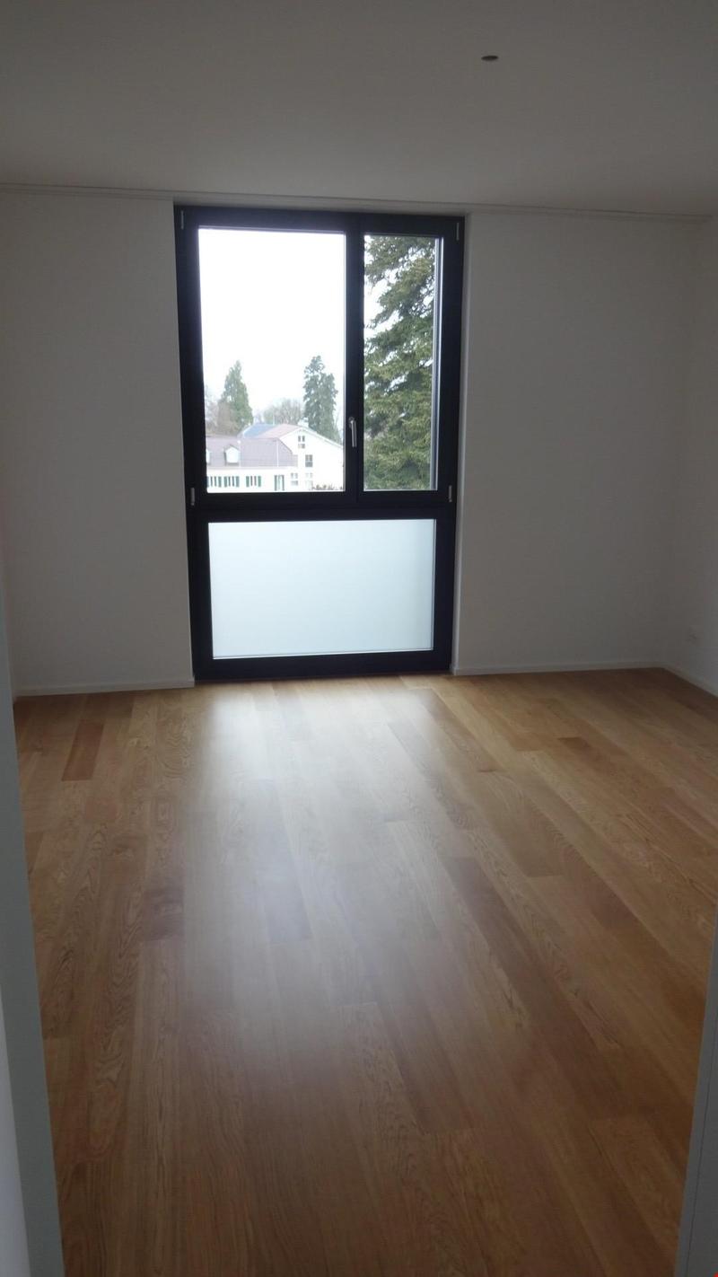 Exklusive Wohnung mit grosser Terrasse an zentraler Lage (9)