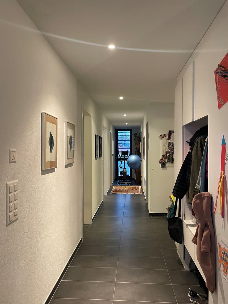 Moderne 4.5-Zimmerwohnung mit grosszügigem Grundriss (7)